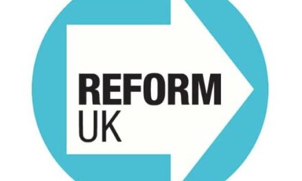 Reform UK members ‘railroaded’ into signing new party constitution which continues majority power holding by Farage